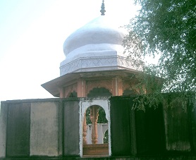 भैरव मंदिर छतरी